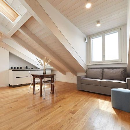 Ferienwohnung The Attic 18 Mailand Exterior foto